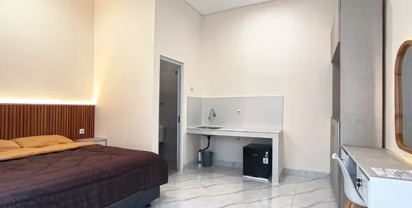 Habitación Executive de AVILITA House desde la puerta - totalmente amueblada para una estancia cómoda en Bali